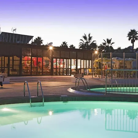 Hotel Playa Limones 3*